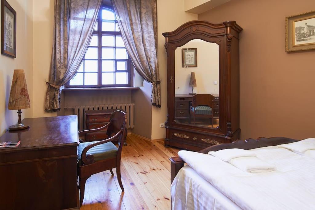 Cozy Apartment In Gothic Style House In The Heart Of The Old Town VNO Dış mekan fotoğraf
